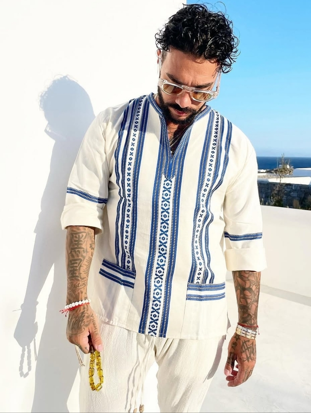 Giras Vintage 1970s Greek Cream Tunic with Blue & Black Trim - Size 4 Mens